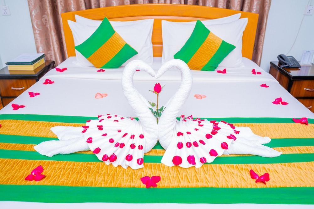 Great Feel Hotel Yangon Dış mekan fotoğraf