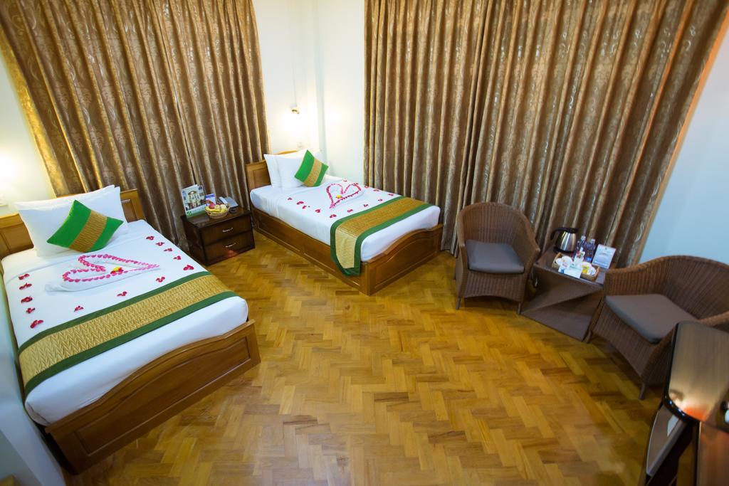 Great Feel Hotel Yangon Oda fotoğraf